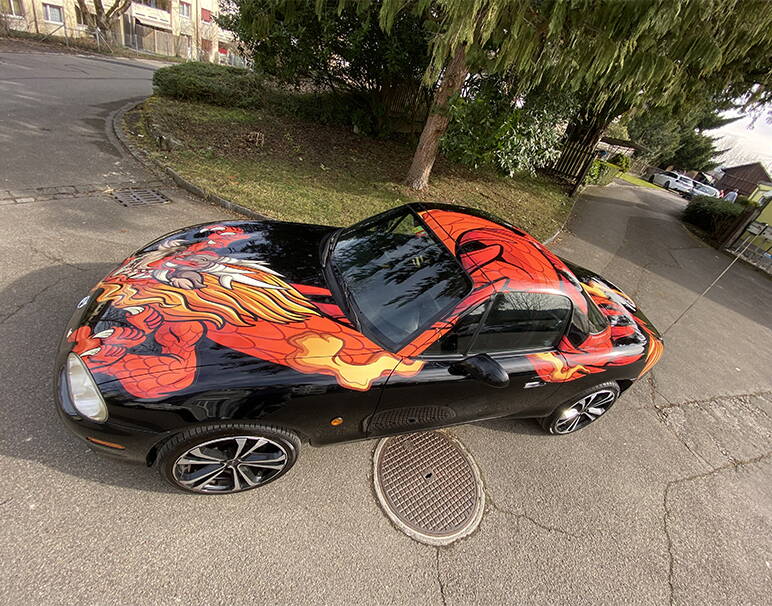 Fahrzeugbeschriftung, Mazda, Drache